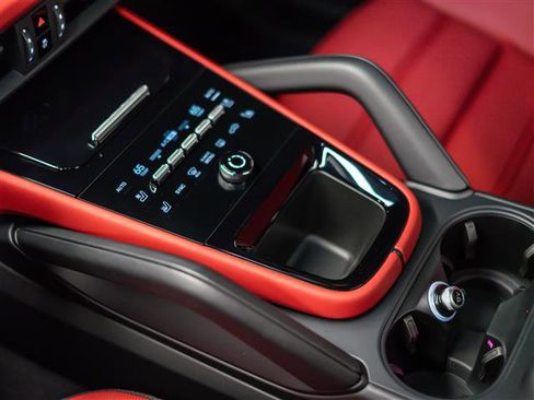 New 2026 Porsche Cayenne Coupe image 22