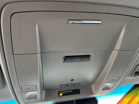 Used 2014 GMC Sierra 1500 SLT w/ SLT Crew Cab Value Package image 23