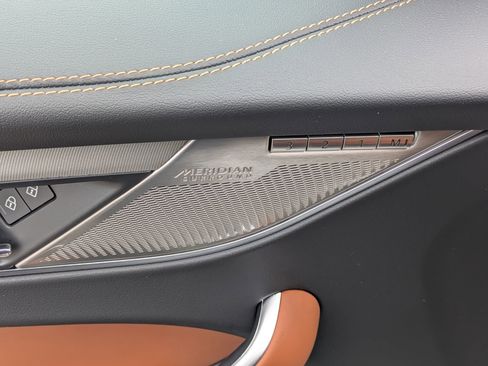 New 2026 Jaguar F-PACE R-Dynamic S image 23