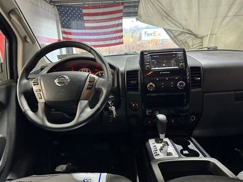 Used 2015 Nissan Titan SV w/ SV Value Truck Package image 16