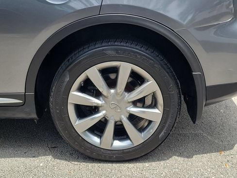 Used 2017 INFINITI QX50 2WD w/ Premium Package image 5