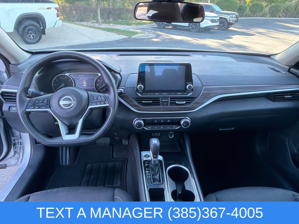 Used 2024 Nissan Altima 2.5 SV FWD image 18