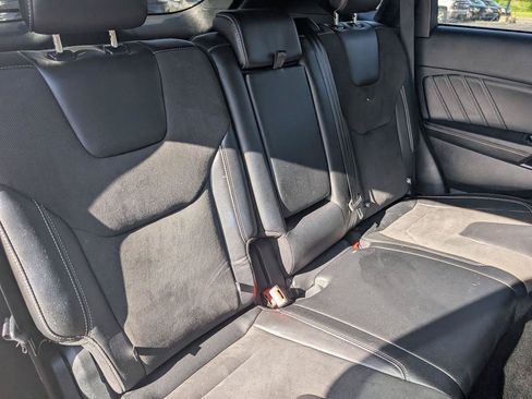 Used 2019 Ford Edge ST w/ Equipment Group 401A AWD/4WD image 19