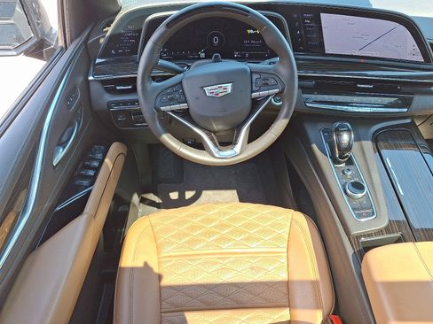 Used 2022 Cadillac Escalade ESV Sport w/ Touring Package image 12