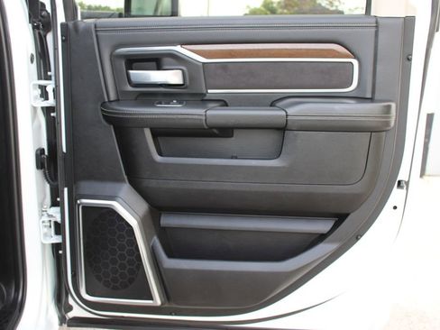 Used 2024 RAM 2500 Laramie AWD/4WD image 49