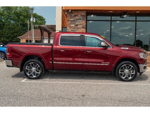 Used 2021 RAM 1500 Limited AWD/4WD image 2