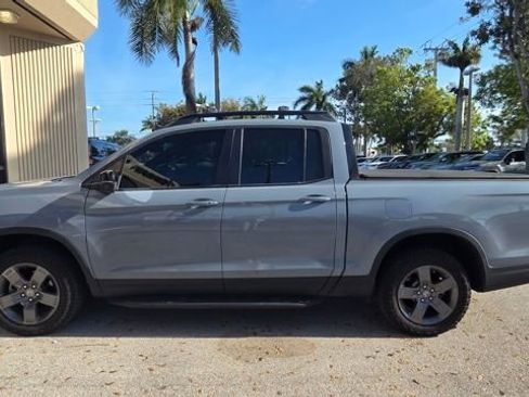 Used 2024 Honda Ridgeline TrailSport image 3