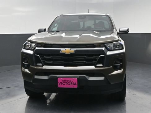 Used 2024 Chevrolet Colorado LT w/ LT Convenience Package II RWD image 17