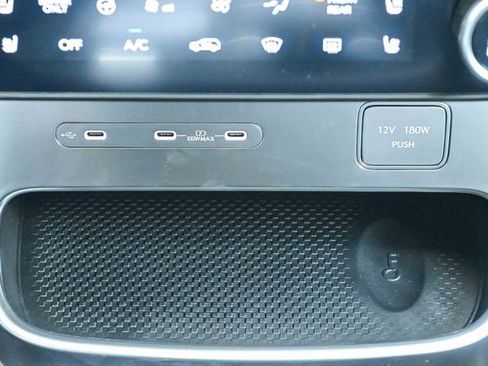 New 2026 Hyundai Ioniq 9 SEL AWD/4WD image 16