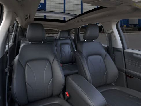New 2025 Ford Escape SE w/ PHEV Premium Package FWD image 10