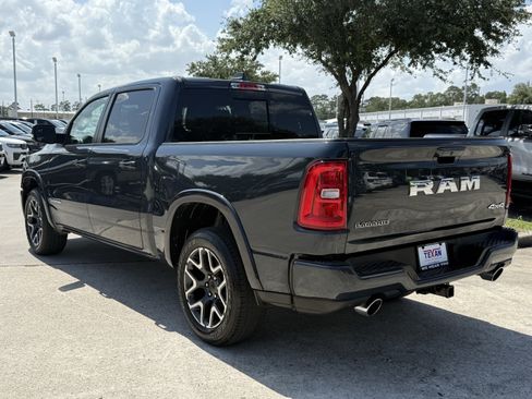 Used 2025 RAM 1500 Laramie w/ Sport Appearance Package AWD/4WD image 7