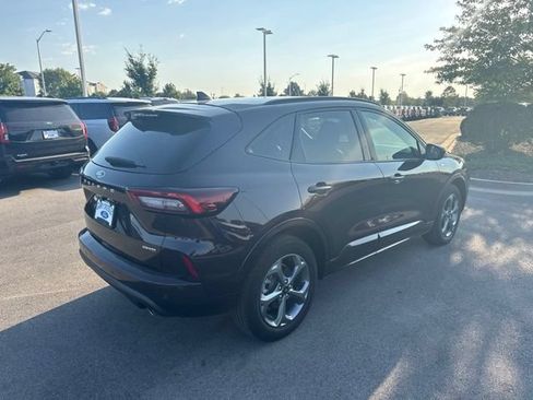 Used 2023 Ford Escape ST-Line w/ Tech Pack #1 AWD/4WD image 7