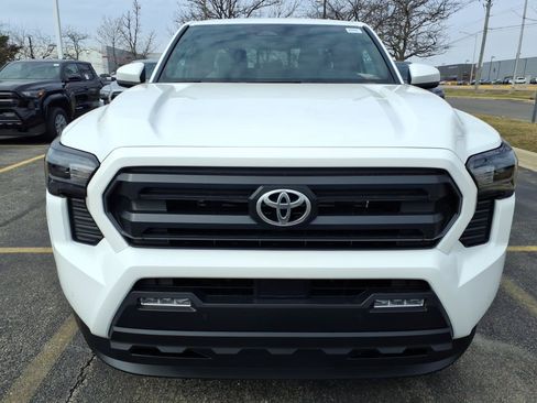 New 2026 Toyota Tacoma SR5 AWD/4WD image 2
