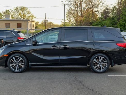 Used 2023 Honda Odyssey Touring image 4
