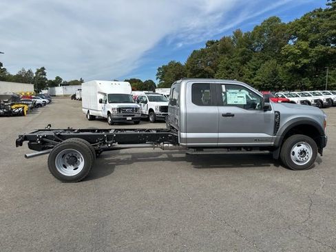 New 2026 Ford F550 4x4 SuperCab Super Duty image 8