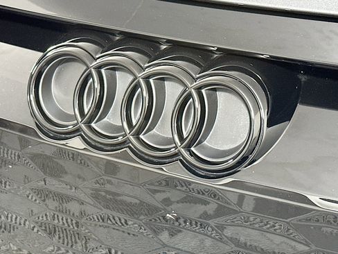 Used 2022 Audi e-tron GT Prestige w/ Prestige Package AWD/4WD image 15