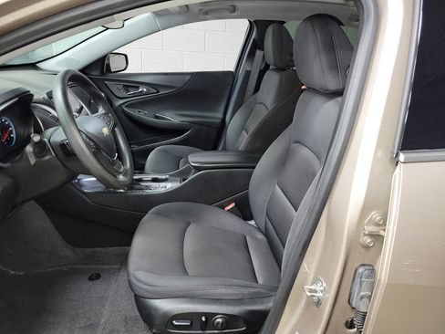 Used 2023 Chevrolet Malibu LT w/ Driver Confidence Package FWD image 14