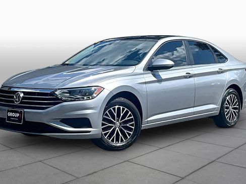 Used 2020 Volkswagen Jetta SE FWD image 1