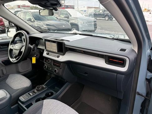 Used 2023 Ford Maverick XLT image 18