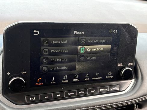 Certified 2021 Nissan Rogue Platinum image 22