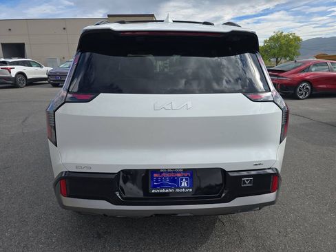 Used 2025 Kia EV9 GT-Line AWD/4WD image 6