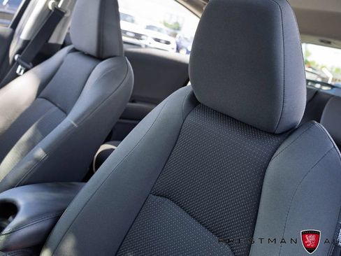 Used 2019 Honda HR-V EX image 23
