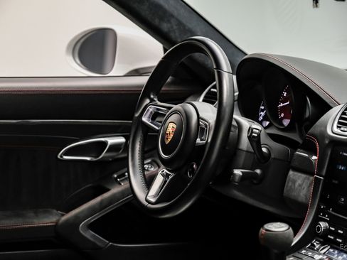Used 2019 Porsche 718 Cayman GTS RWD image 57