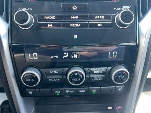 Used 2022 Subaru Ascent Limited w/ Technology Package AWD/4WD image 31