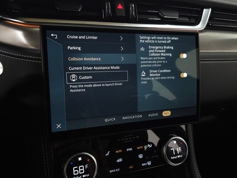 Used 2025 Jaguar F-PACE R-Dynamic S AWD/4WD image 28