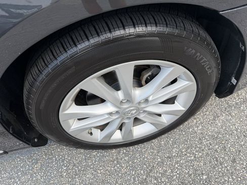 Used 2010 Lexus ES 350 FWD image 9
