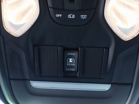 Used 2021 RAM 1500 Big Horn image 30