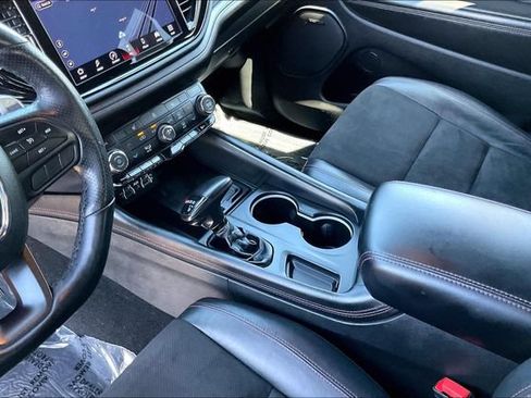 Used 2021 Dodge Durango R/T w/ Tow 'N Go Package AWD/4WD image 17