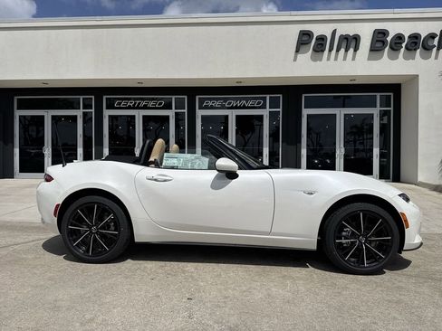New 2026 MAZDA MX-5 Miata Grand Touring RWD image 23