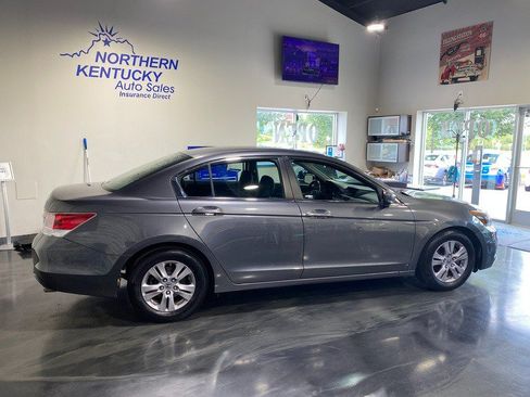 Used 2012 Honda Accord SE image 2