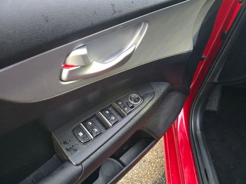 Used 2024 Kia Forte LXS image 14