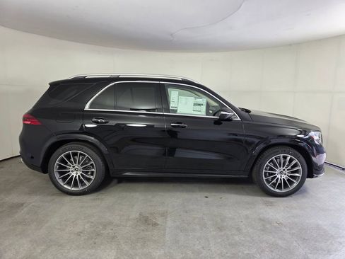 New 2026 Mercedes-Benz GLE 580 4MATIC image 3