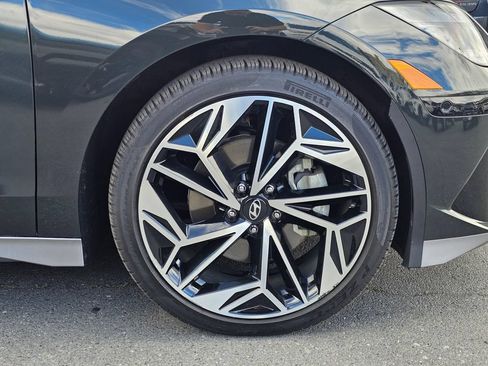 Used 2023 Hyundai Ioniq 6 Limited AWD/4WD image 9
