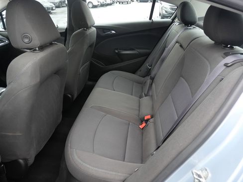 Used 2017 Chevrolet Cruze LT w/ Convenience Package image 22