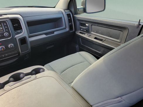 Used 2019 RAM 1500 Express w/ Express Value Package RWD image 10