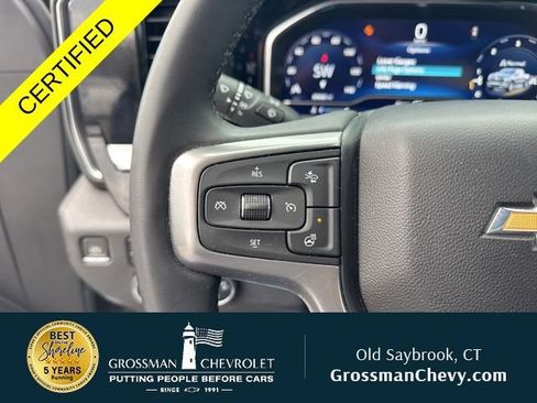 Used 2024 Chevrolet Silverado 1500 LT AWD/4WD image 18