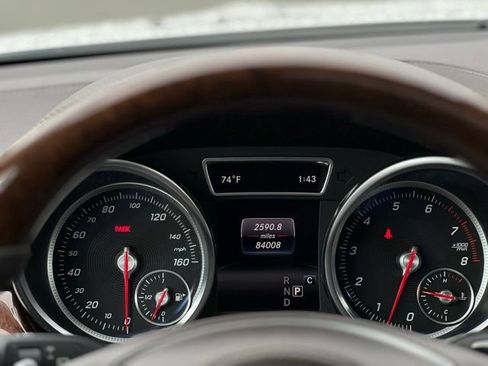 Used 2018 Mercedes-Benz GLS 450 4MATIC image 37