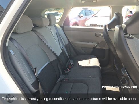 Used 2027 Kia Seltos S FWD image 13