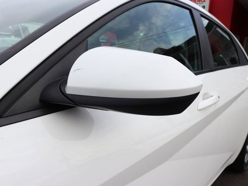 Used 2024 Hyundai Elantra SEL FWD image 50