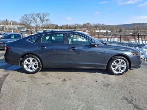 Certified 2023 Honda Accord LX image 7