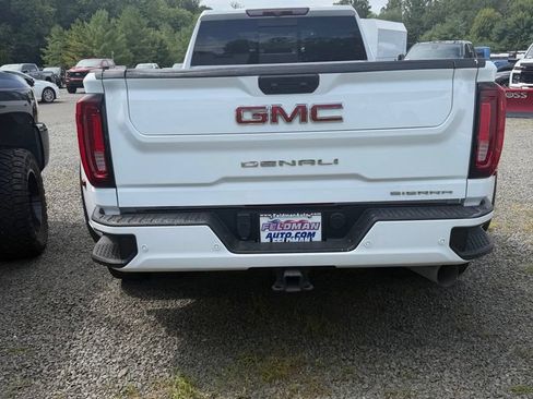 Used 2023 GMC Sierra 3500 Denali AWD/4WD image 16