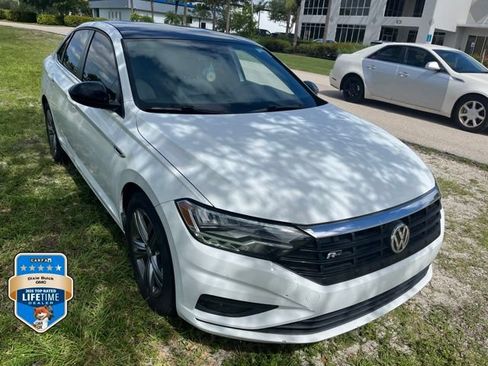 Used 2021 Volkswagen Jetta R-Line FWD image 4