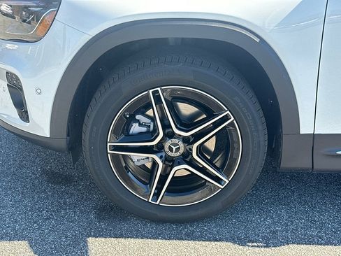 New 2026 Mercedes-Benz GLB 250 image 11