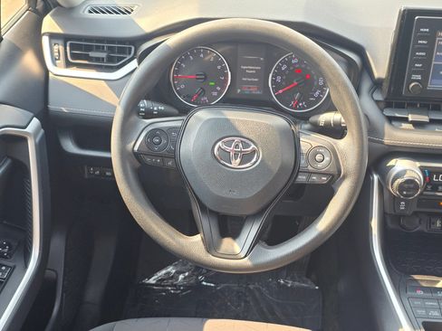 Used 2019 Toyota RAV4 XLE w/ Carpet Mat Package AWD/4WD image 19