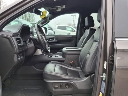 Used 2021 Chevrolet Tahoe LT image 2
