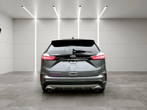 Used 2022 Ford Edge Titanium AWD/4WD image 6